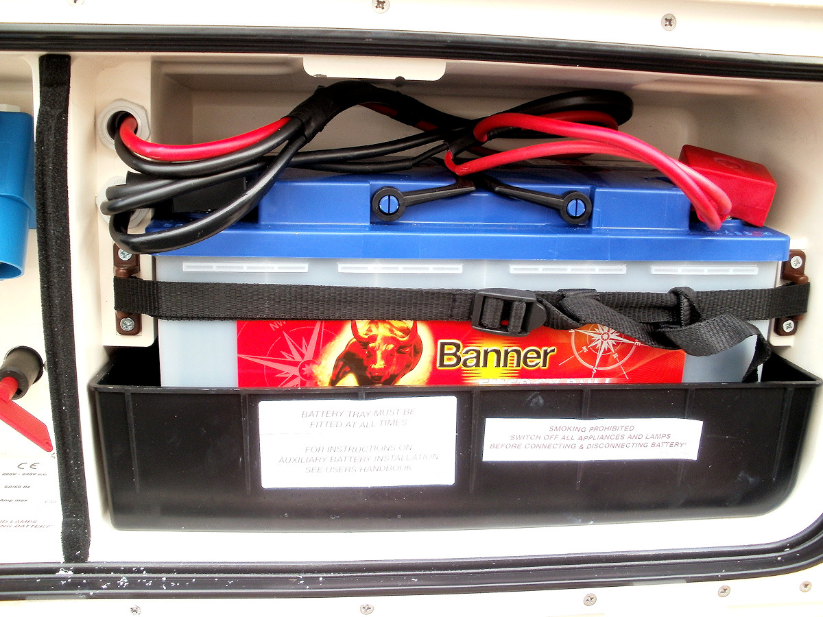 how long to charge caravan battery from car